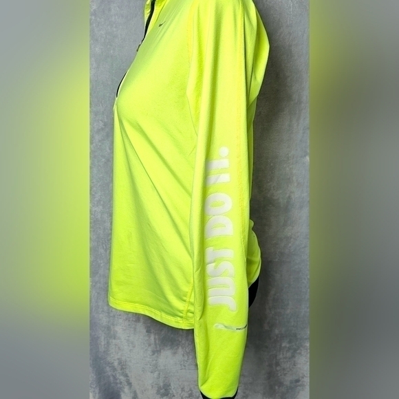 Nike Dri-Fit Quarter Zip Long Sleeve Pullover Size Medium * See Flaws - Picture 3 of 13